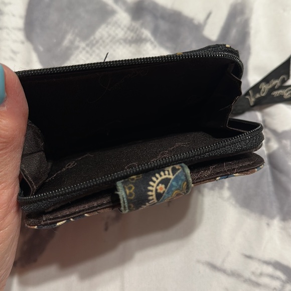 Small Vera Bradley wallet - Picture 5 of 5